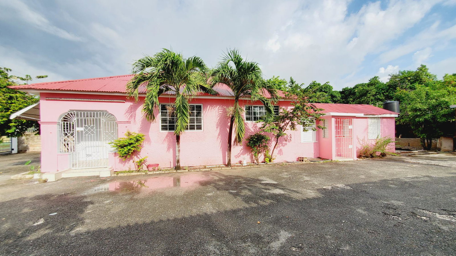 First image of 9 Bloomsbury Road in Kingston 10, St. Andrew, Jamaica - property is For Rent