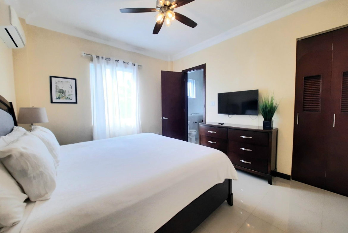 Thirteenth image of 23-16 Fairway Avenue, Kingston in Kingston 5, St. Andrew, Jamaica - property is For Sale