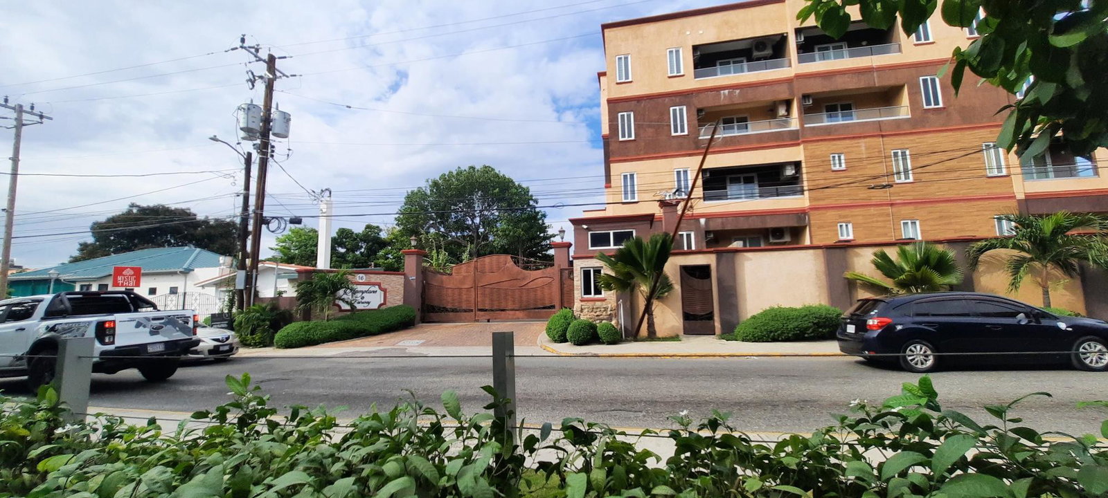 Nineteenth image of 23-16 Fairway Avenue, Kingston in Kingston 5, St. Andrew, Jamaica - property is For Sale