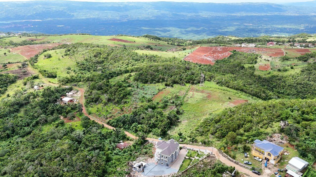 Sixth image of Spur Tree, California in Spur Tree, Manchester, Jamaica - property is For Sale