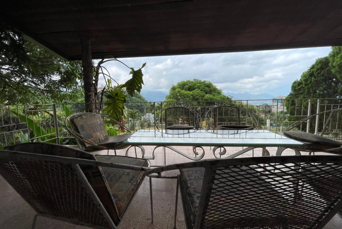 Eleventh image of Brentwood Terrace in Red Hills, St. Andrew, Jamaica - property is For Sale