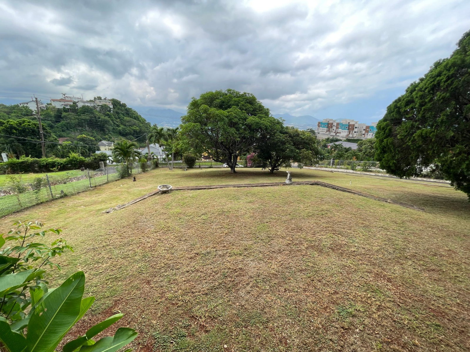 3-Bedroom-Fixer-Upper-in-St.-Andrew-Investment-Opportunity Seventh image of Brentwood Terrace in Red Hills, St. Andrew, Jamaica - property is For Sale