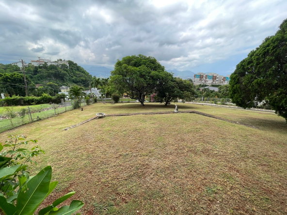 Seventh image of Brentwood Terrace in Red Hills, St. Andrew, Jamaica - property is For Sale