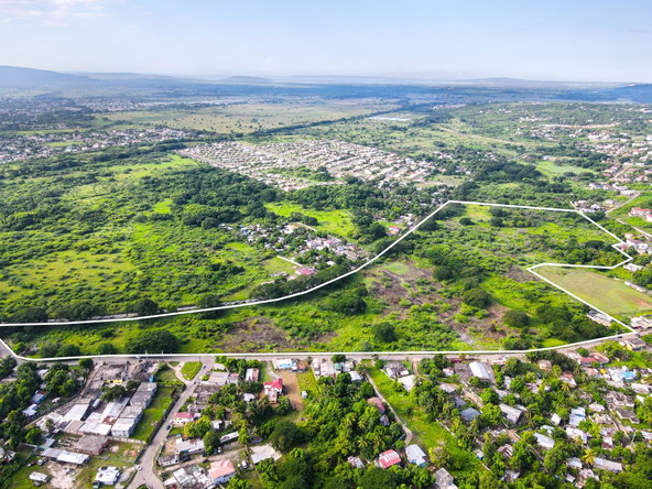 Fourteenth image of 1014a+b- St. John's Road in Green Acres, St. Catherine, Jamaica - property is For Sale