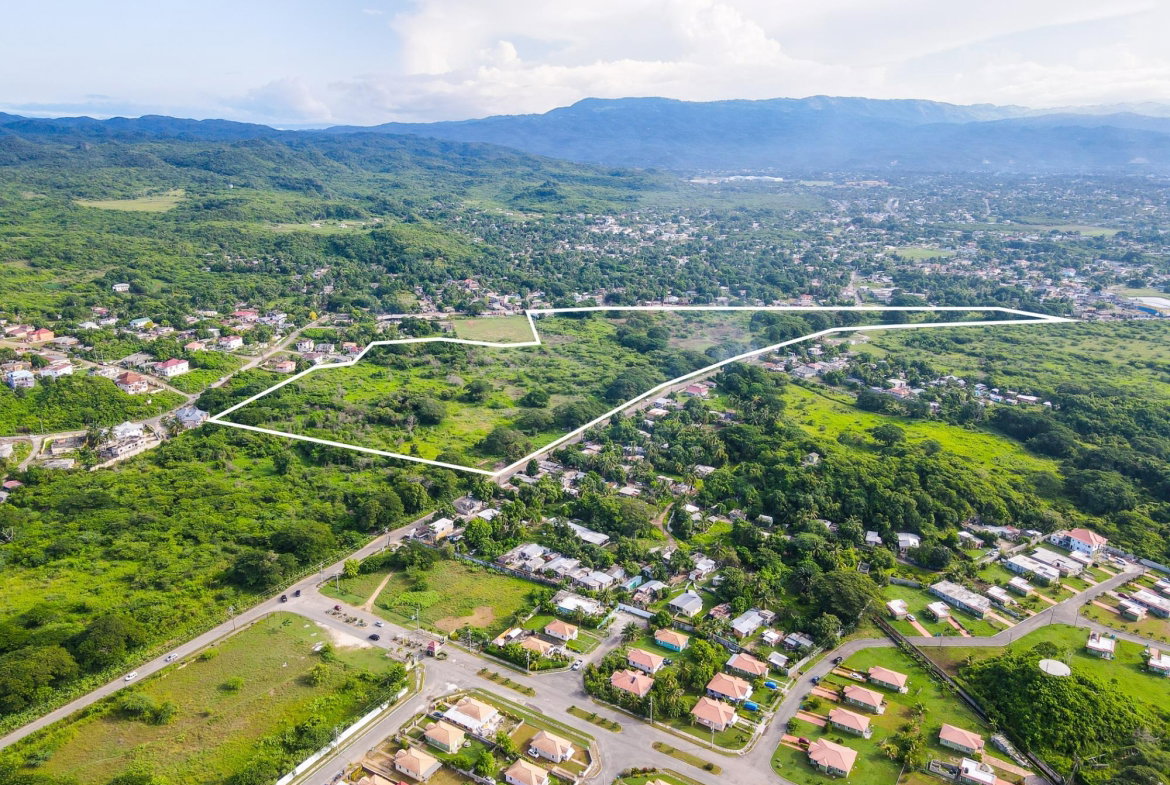 Sixteenth image of 1014a+b- St. John's Road in Green Acres, St. Catherine, Jamaica - property is For Sale
