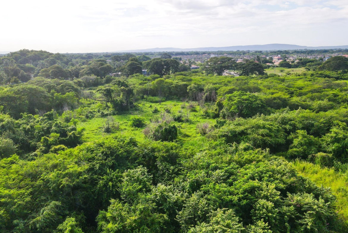 Twenty-First image of 1014a+b- St. John's Road in Green Acres, St. Catherine, Jamaica - property is For Sale