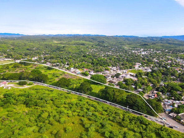 Eighth image of 1014a+b- St. John's Road in Green Acres, St. Catherine, Jamaica - property is For Sale