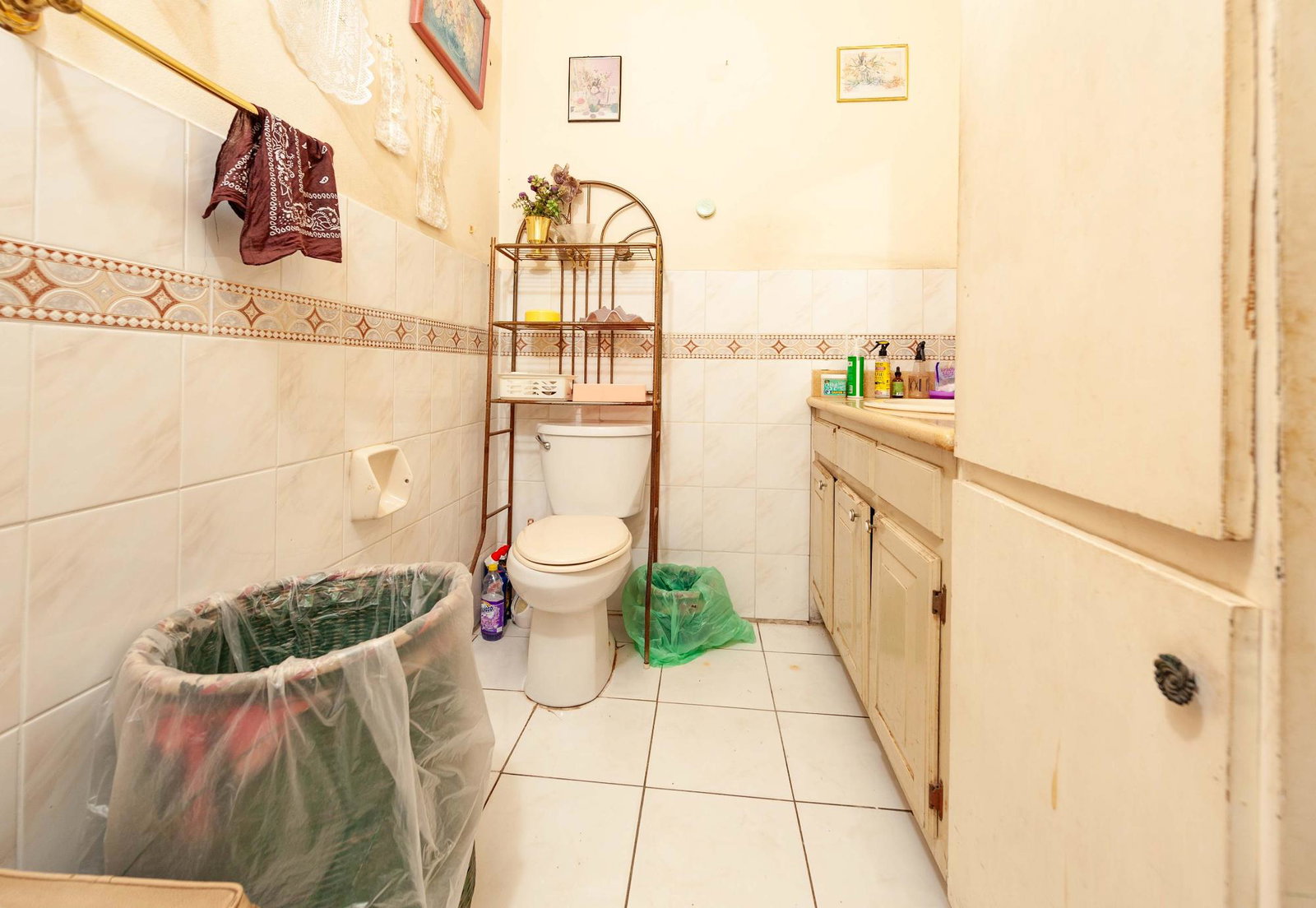 Thirteenth image of Begonia Drive , Mona in Kingston 6, St. Andrew, Jamaica - property is For Sale