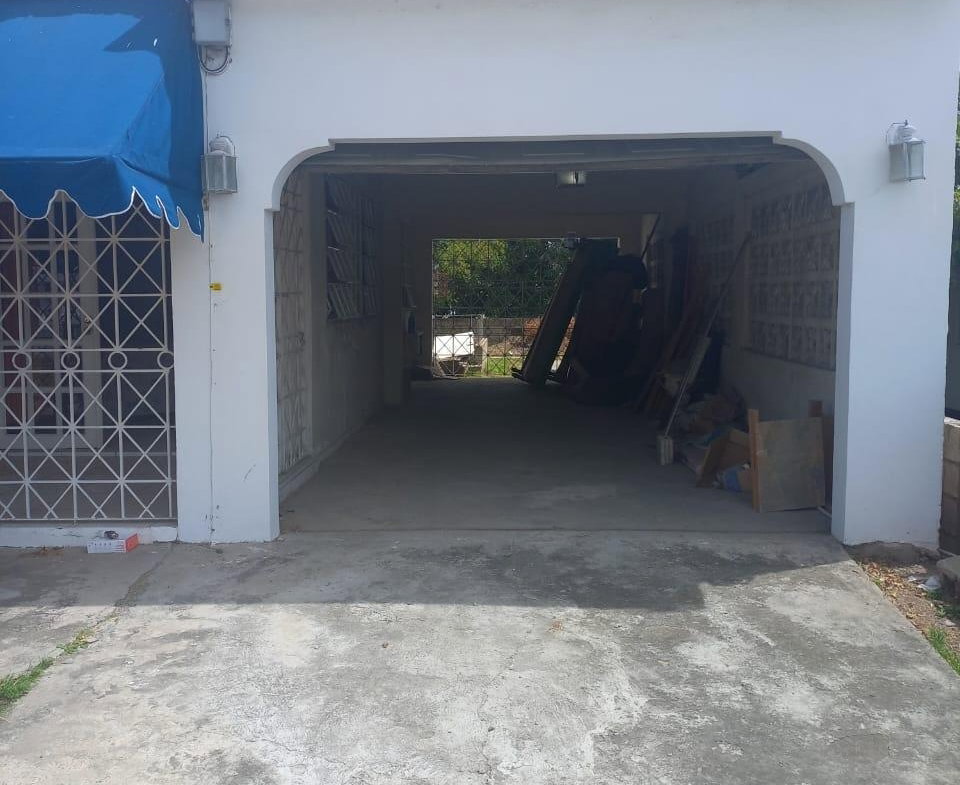Second image of 32 Habour Drive in HARBOUR VIEW, St. Andrew, Jamaica - property is For Sale