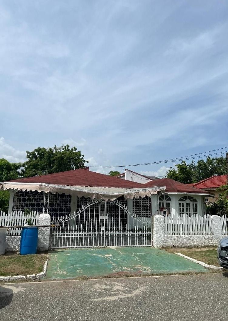 Fourth image of Andra Crescent, Edgewater in Edgewater, St. Catherine, Jamaica - property is For Sale