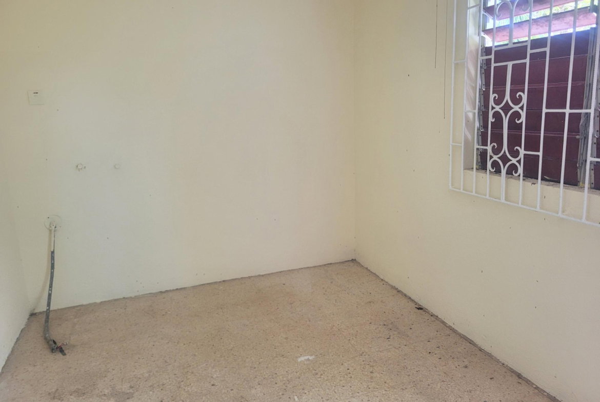 Thirteenth image of Denbigh in Denbigh, Clarendon, Jamaica - property is For Sale