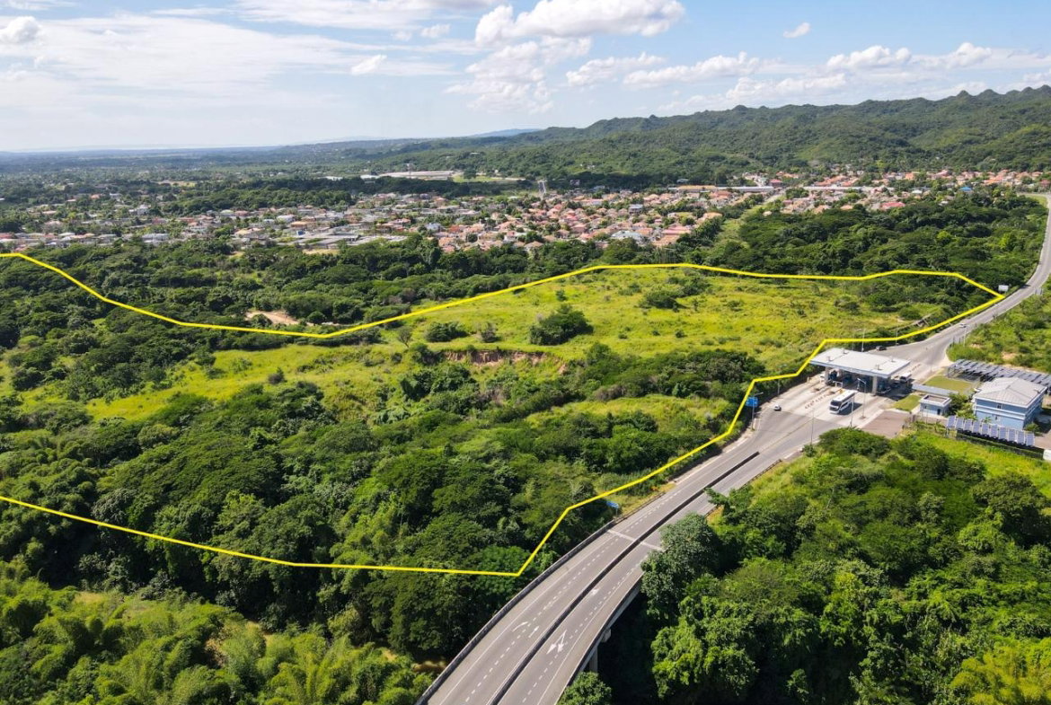 Sixth image of Part of Angels Pen in Angels, St. Catherine, Jamaica - property is For Sale