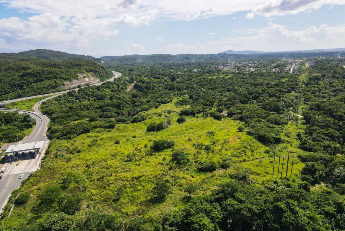 Eighth image of Part of Angels Pen in Angels, St. Catherine, Jamaica - property is For Sale