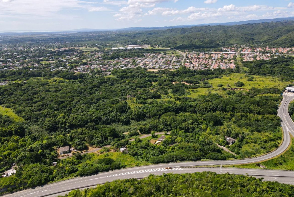 Ninth image of Part of Angels Pen in Angels, St. Catherine, Jamaica - property is For Sale