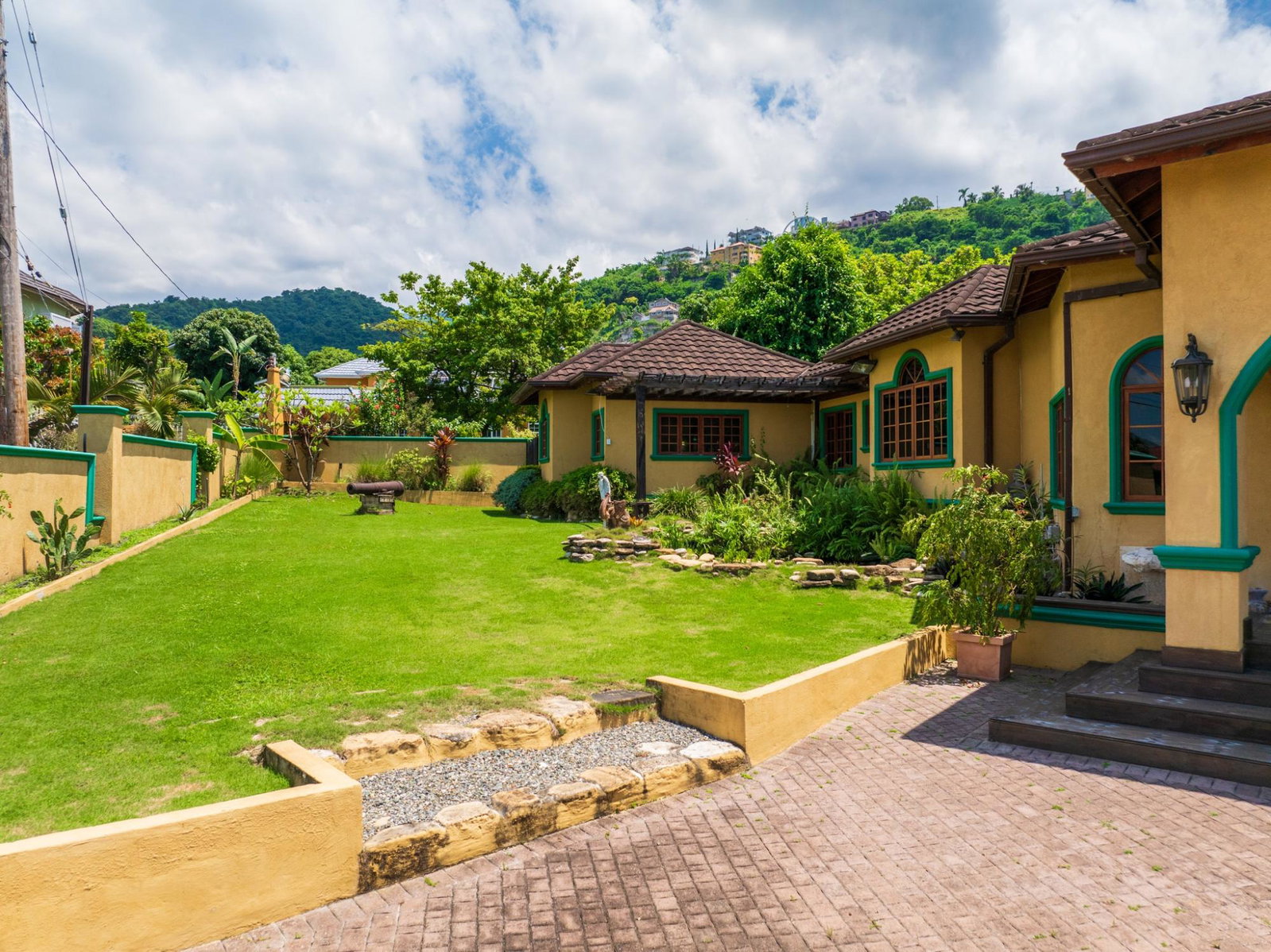 Twenty-Third image of 7 Garden Close in Cherry Gardens, St. Andrew, Jamaica - property is For Sale