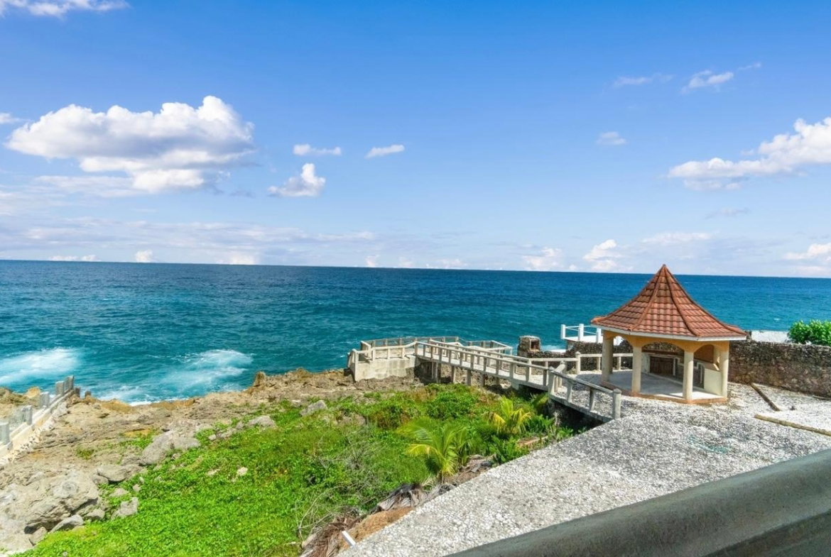 Fourth image of 3 Anchovy, Port Antonio in Port Antonio, Portland, Jamaica - property is For Sale