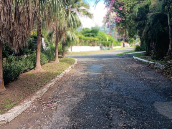 First image of 5b Barbican Drive in Barbican, St. Andrew, Jamaica - property is For Sale