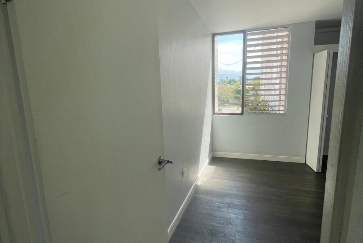 Second image of 306-86 Constant Spring rd in Kingston 8, St. Andrew, Jamaica - property is For Sale