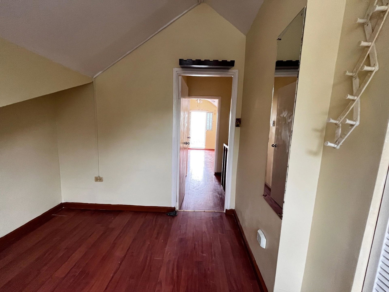 Fourteenth image of 4-1 Stanmore Heights in Red Hills, St. Andrew, Jamaica - property is For Sale