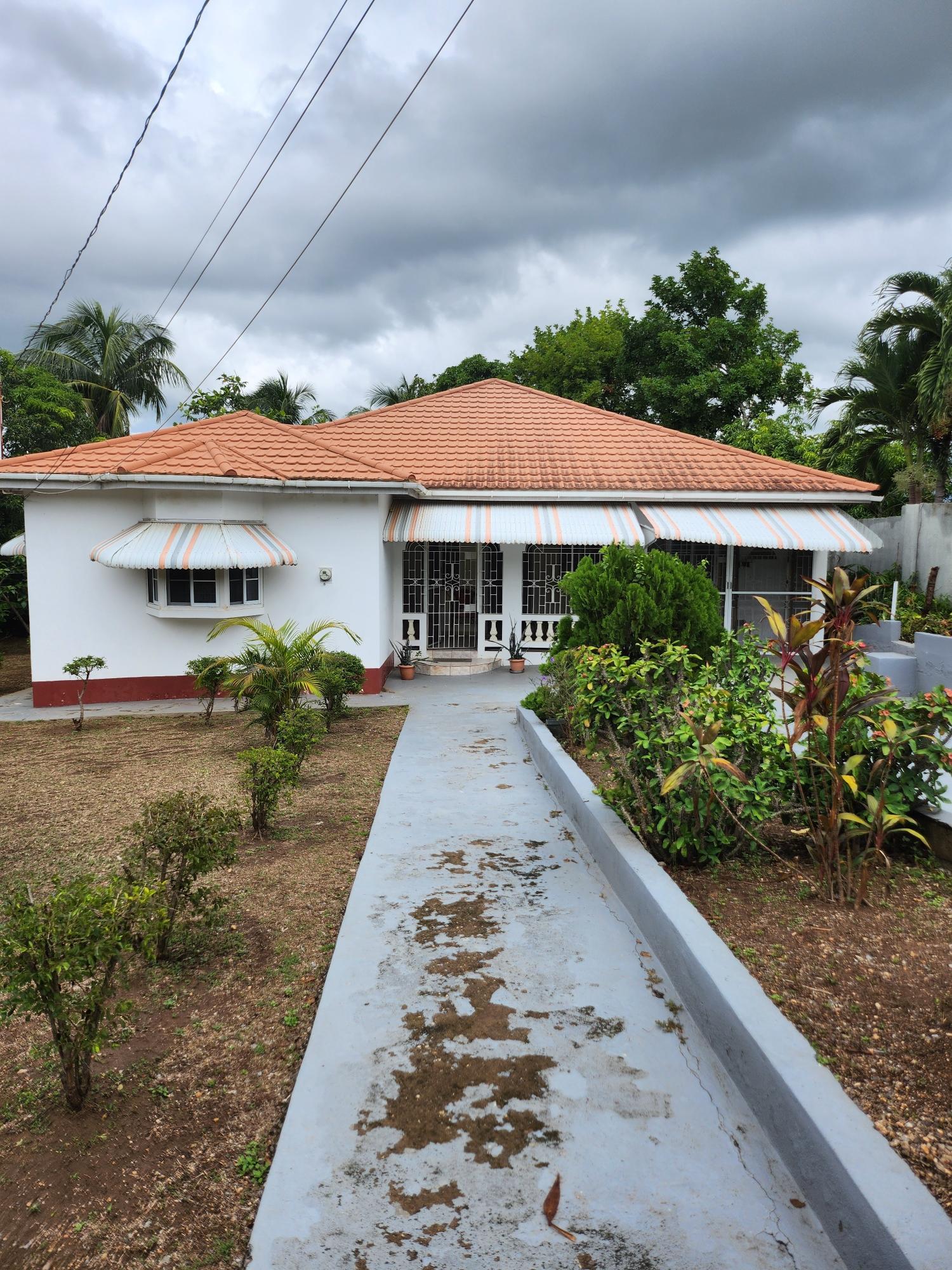 Second image of 17 Montclair Drive in May Pen, Clarendon, Jamaica - property is For Rent