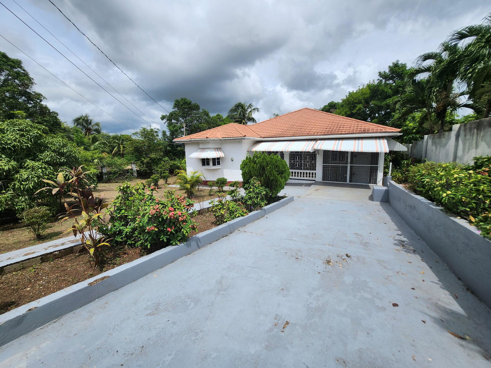 Third image of 17 Montclair Drive in May Pen, Clarendon, Jamaica - property is For Rent
