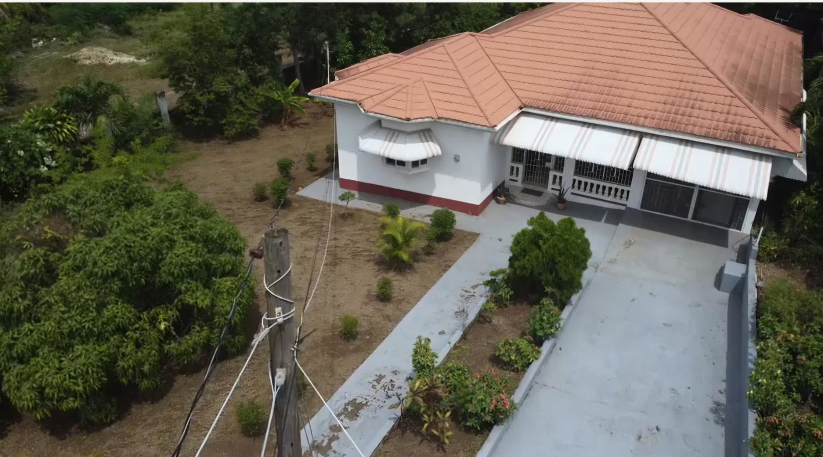 First image of 17 Montclair Drive in May Pen, Clarendon, Jamaica - property is For Rent