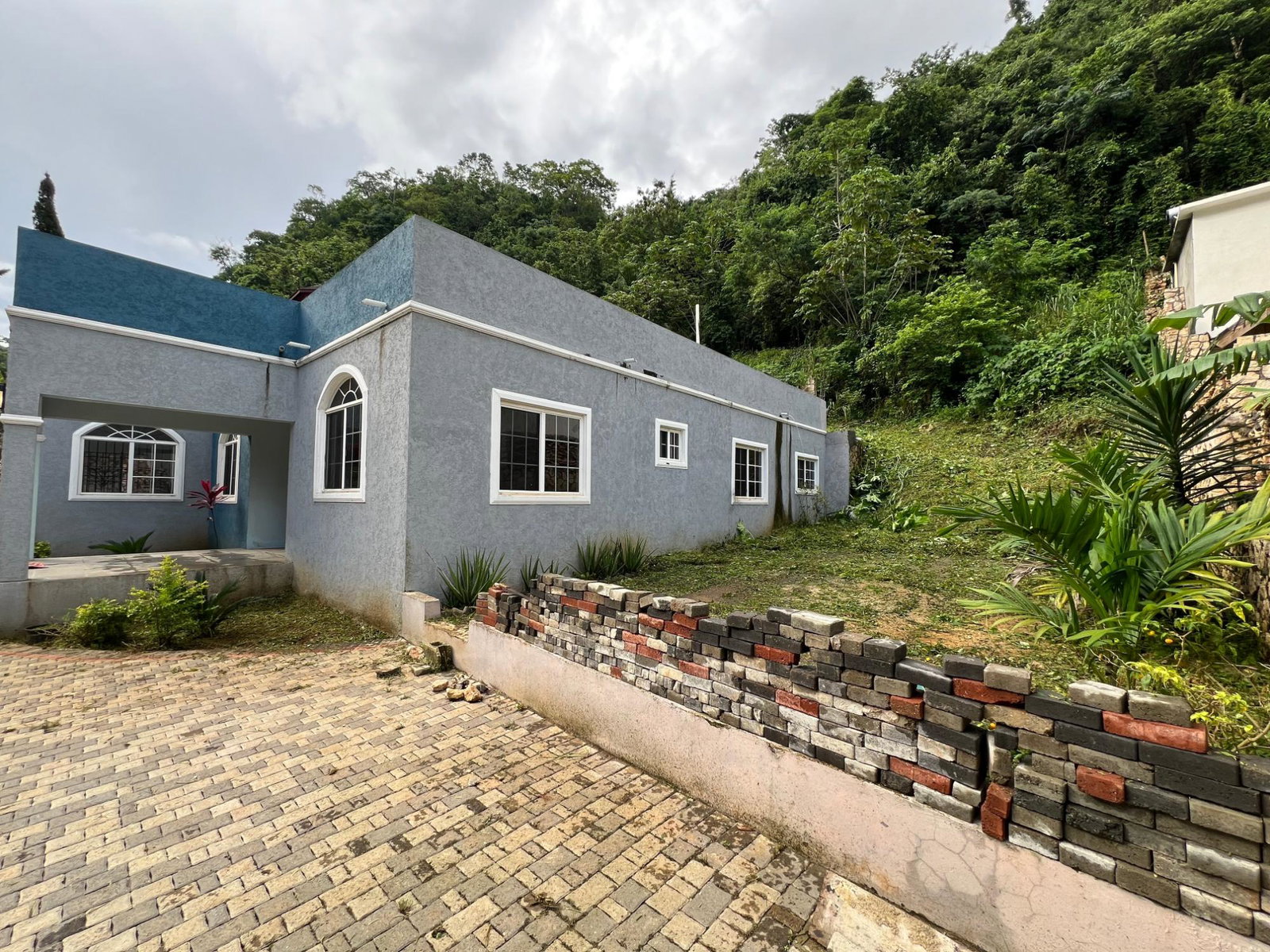Thirteenth image of West Bellevue Drive in Kingston 8, St. Andrew, Jamaica - property is For Sale