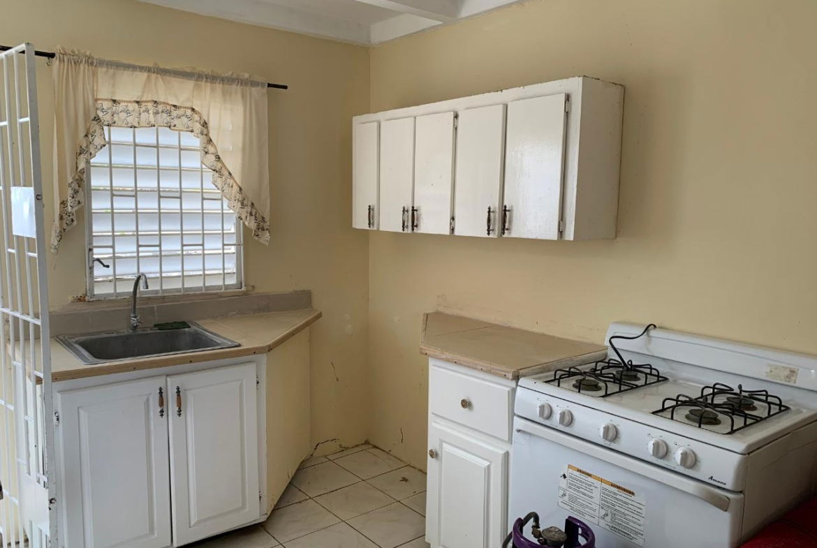 Fourth image of 308 ne 2nd St, 7 East in Greater Portmore, St. Catherine, Jamaica - property is For Sale