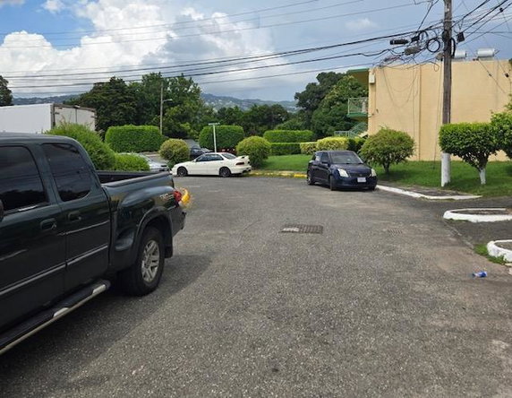 Tenth image of 21- Maple Leaf Mews in Kingston 10, St. Andrew, Jamaica - property is For Sale