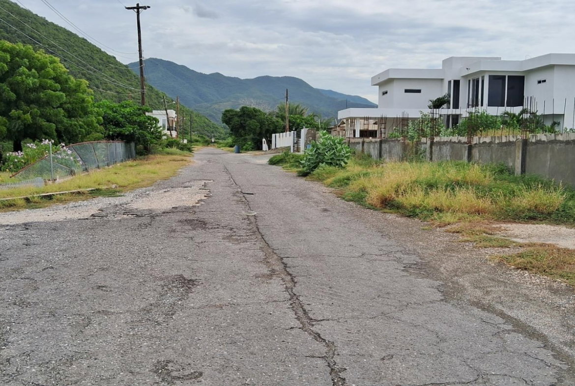 Third image of 1 Lake Close in BULL BAY, St. Andrew, Jamaica - property is For Sale
