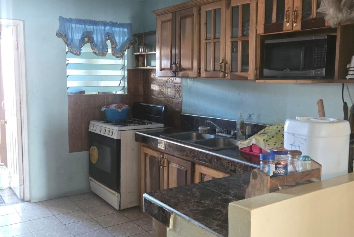 Eighth image of Ne, 34th Street, East Asc in East Ascot, St. Catherine, Jamaica - property is For Sale