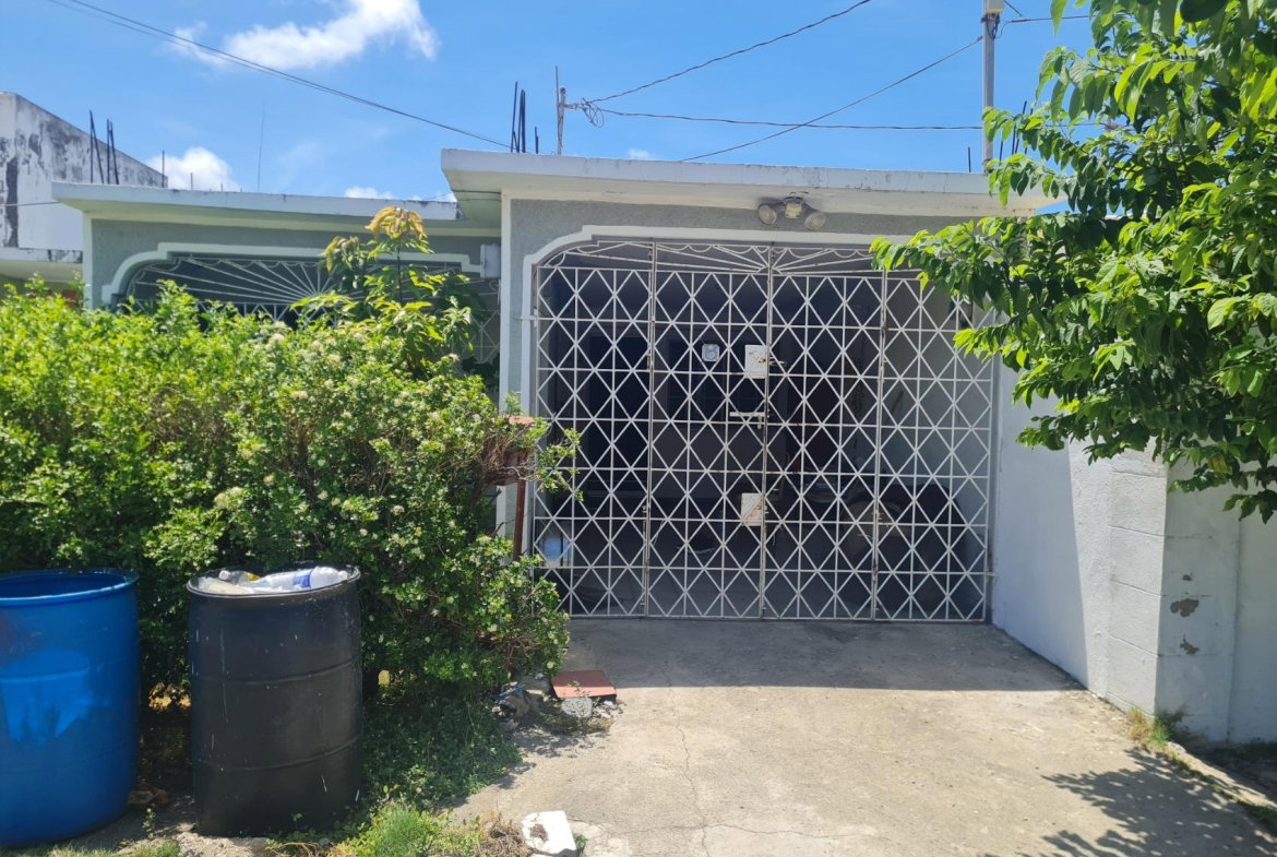 First image of 8 North West 3rd Street, 7 in Greater Portmore, St. Catherine, Jamaica - property is For Sale