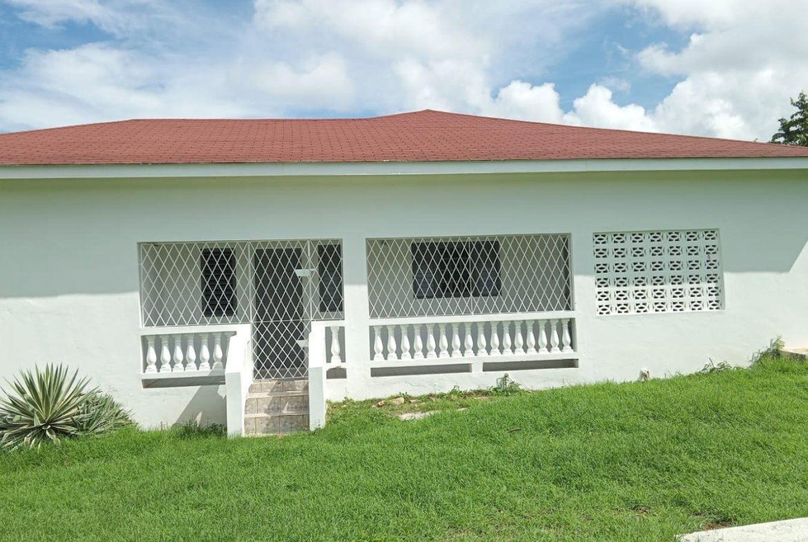 Fifteenth image of 16 Paul Anthony Drive, Cardi in Runaway Bay, St. Ann, Jamaica - property is For Sale