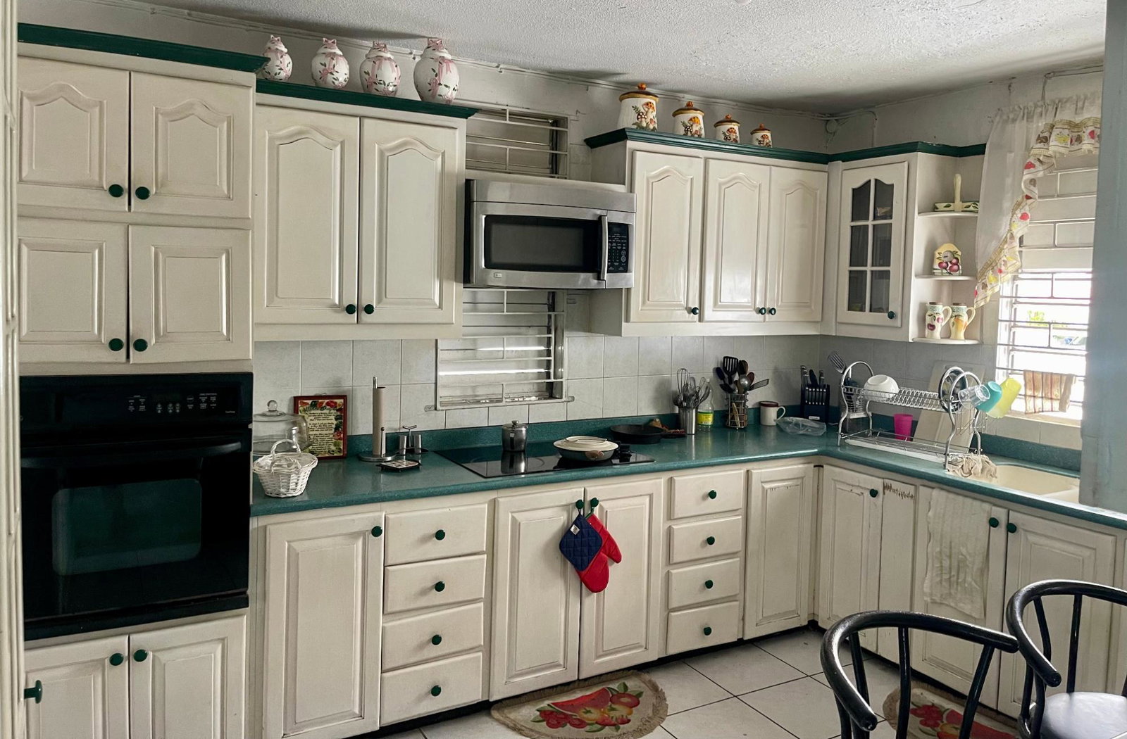 Thirteenth image of 11 Covington Close in Kingston 10, St. Andrew, Jamaica - property is For Sale