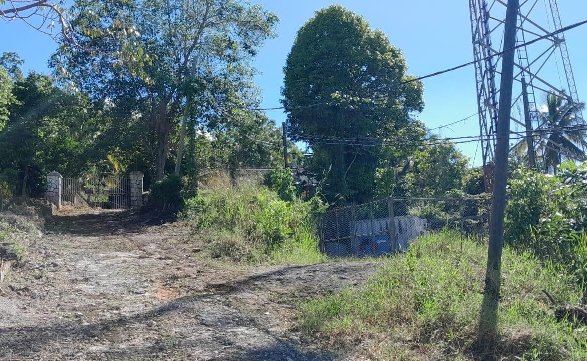 Sixteenth image of Lot 102 Greenvale, Mile g in MILE GULLY, Manchester, Jamaica - property is For Sale