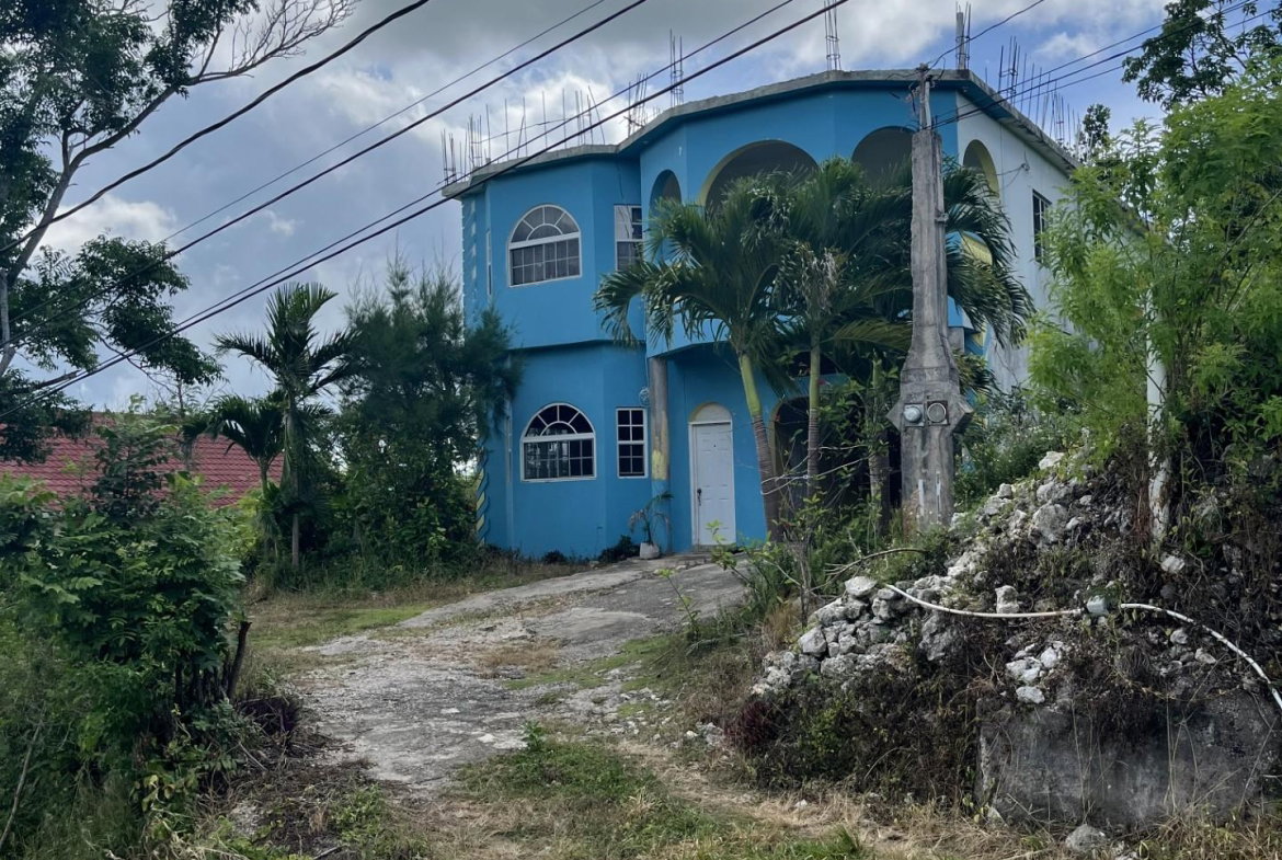 Seventh image of 200 Orchard Close in Williamsfield, Manchester, Jamaica - property is For Sale