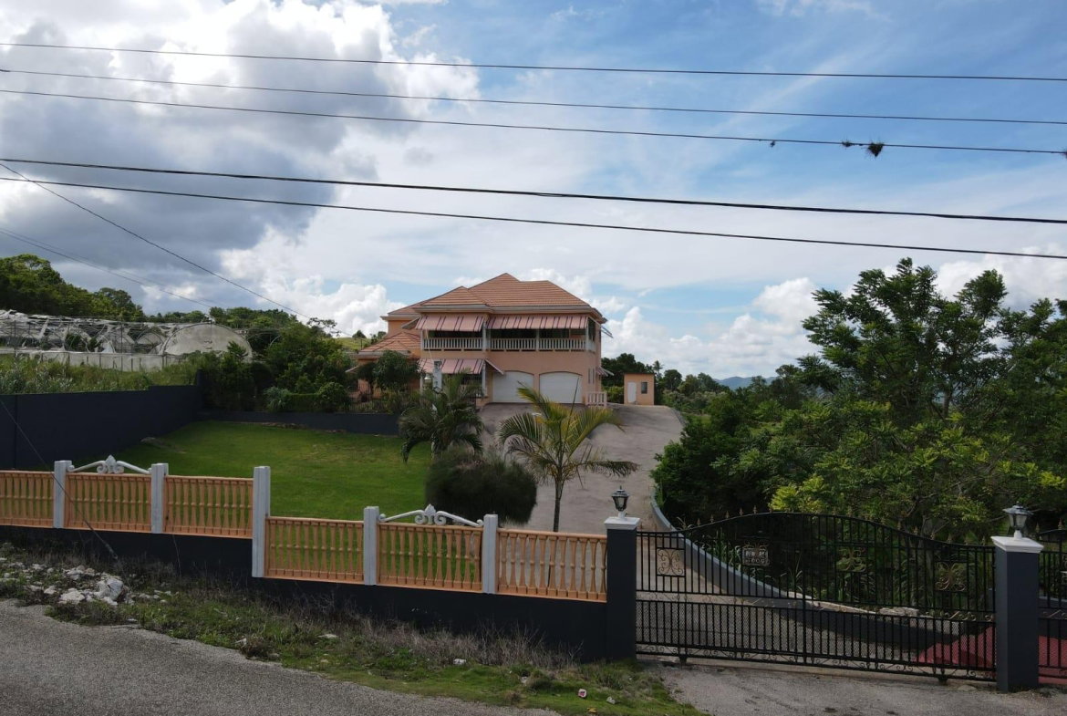 Second image of Halifax, Devon, Mancheste in Devon, Manchester, Jamaica - property is For Sale