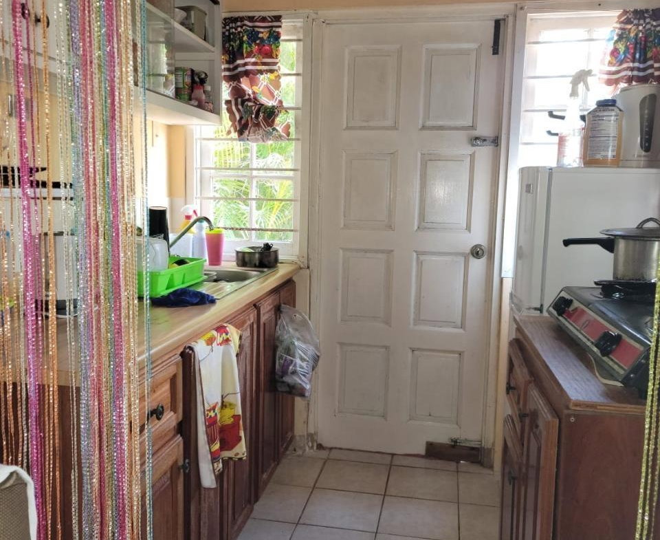 Fifth image of Lorraine Cottage in Mandeville, Manchester, Jamaica - property is For Sale