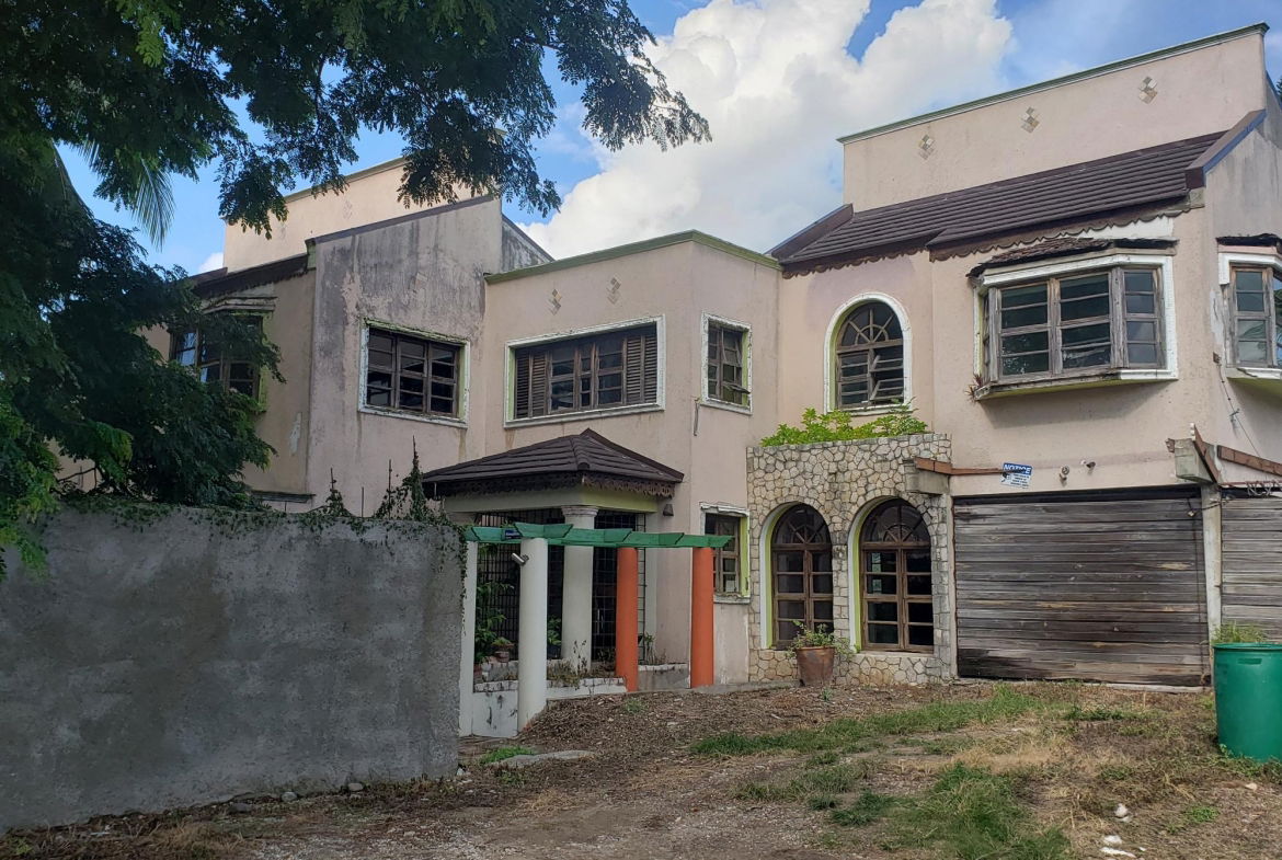 Fifth image of 4 Linmar Close, Norbrook in Kingston 8, St. Andrew, Jamaica - property is For Sale