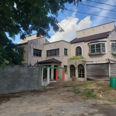 Fifth image of 4 Linmar Close, Norbrook in Kingston 8, St. Andrew, Jamaica - property is For Sale
