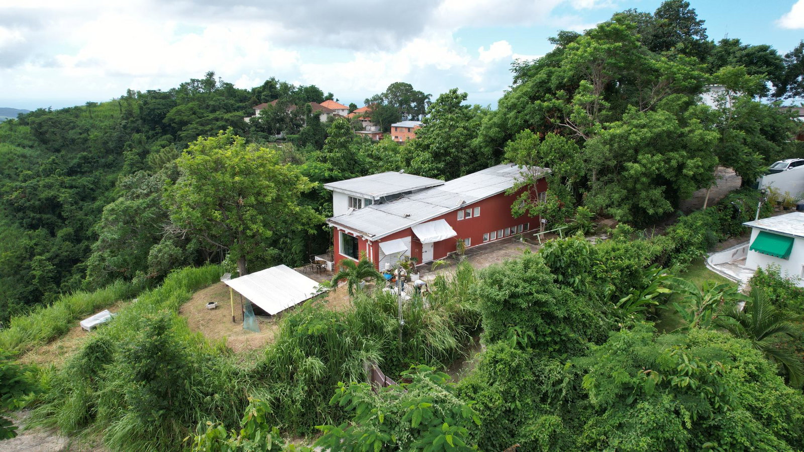 Charming-Fixer-Upper-in-the-Blue-Mountains-For-Sale Third image of Upalong Close, Skyline dr in Kingston 6, St. Andrew, Jamaica - property is For Sale