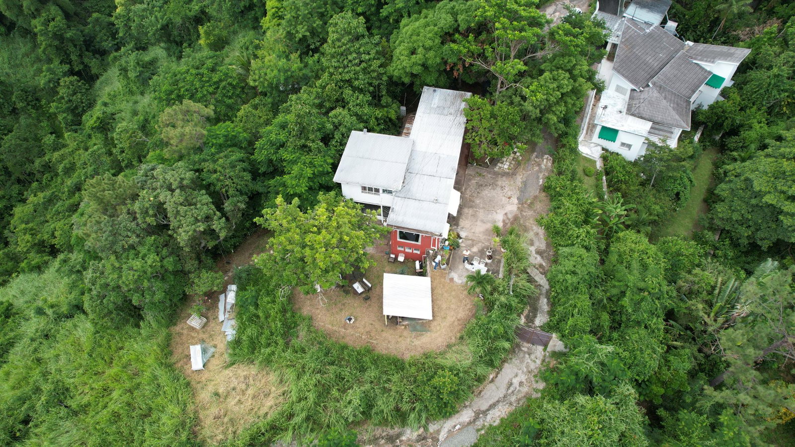 Charming-Fixer-Upper-in-the-Blue-Mountains-For-Sale Fourth image of Upalong Close, Skyline dr in Kingston 6, St. Andrew, Jamaica - property is For Sale