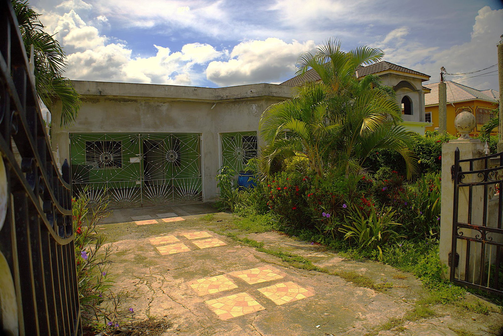 Second image of Sunrise Crescent in Four Paths, Clarendon, Jamaica - property is For Sale