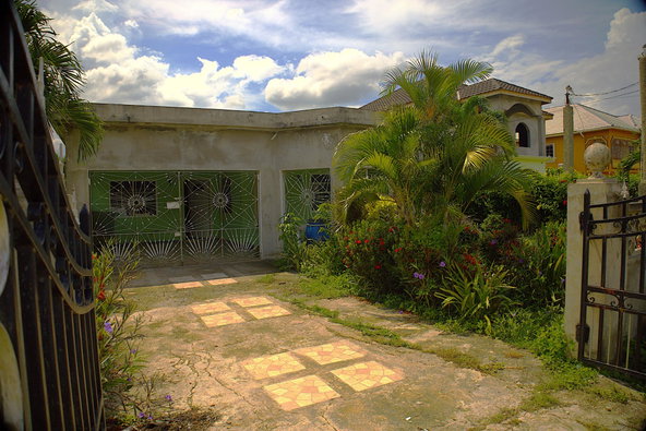 Second image of Sunrise Crescent in Four Paths, Clarendon, Jamaica - property is For Sale