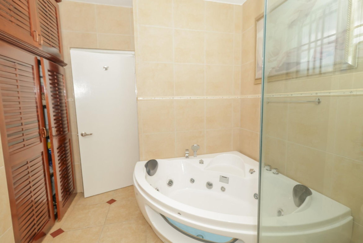 Twelfth image of 6-2 Tyndhurst Avenue in Kingston 6, St. Andrew, Jamaica - property is For Sale