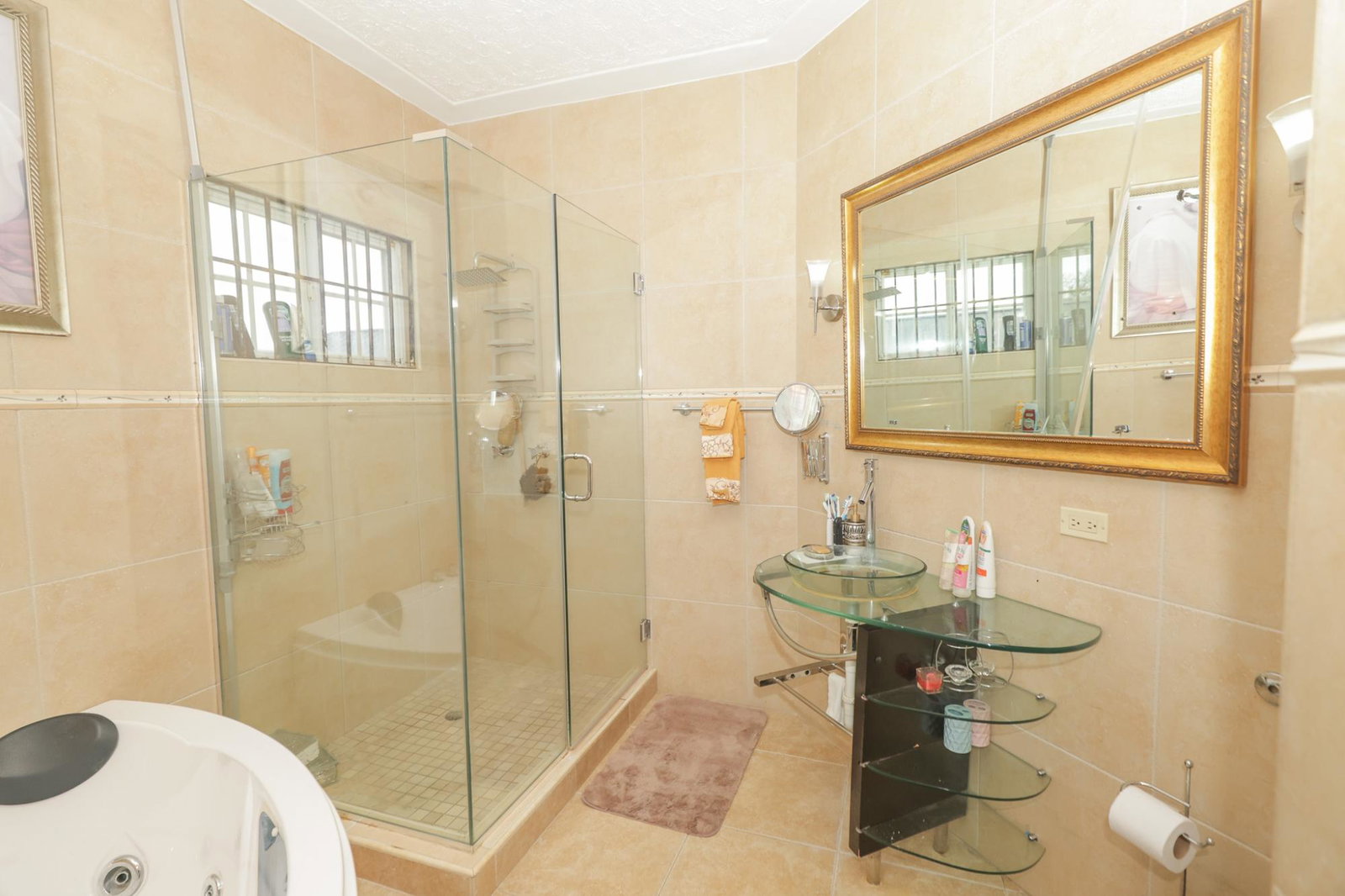 Thirteenth image of 6-2 Tyndhurst Avenue in Kingston 6, St. Andrew, Jamaica - property is For Sale