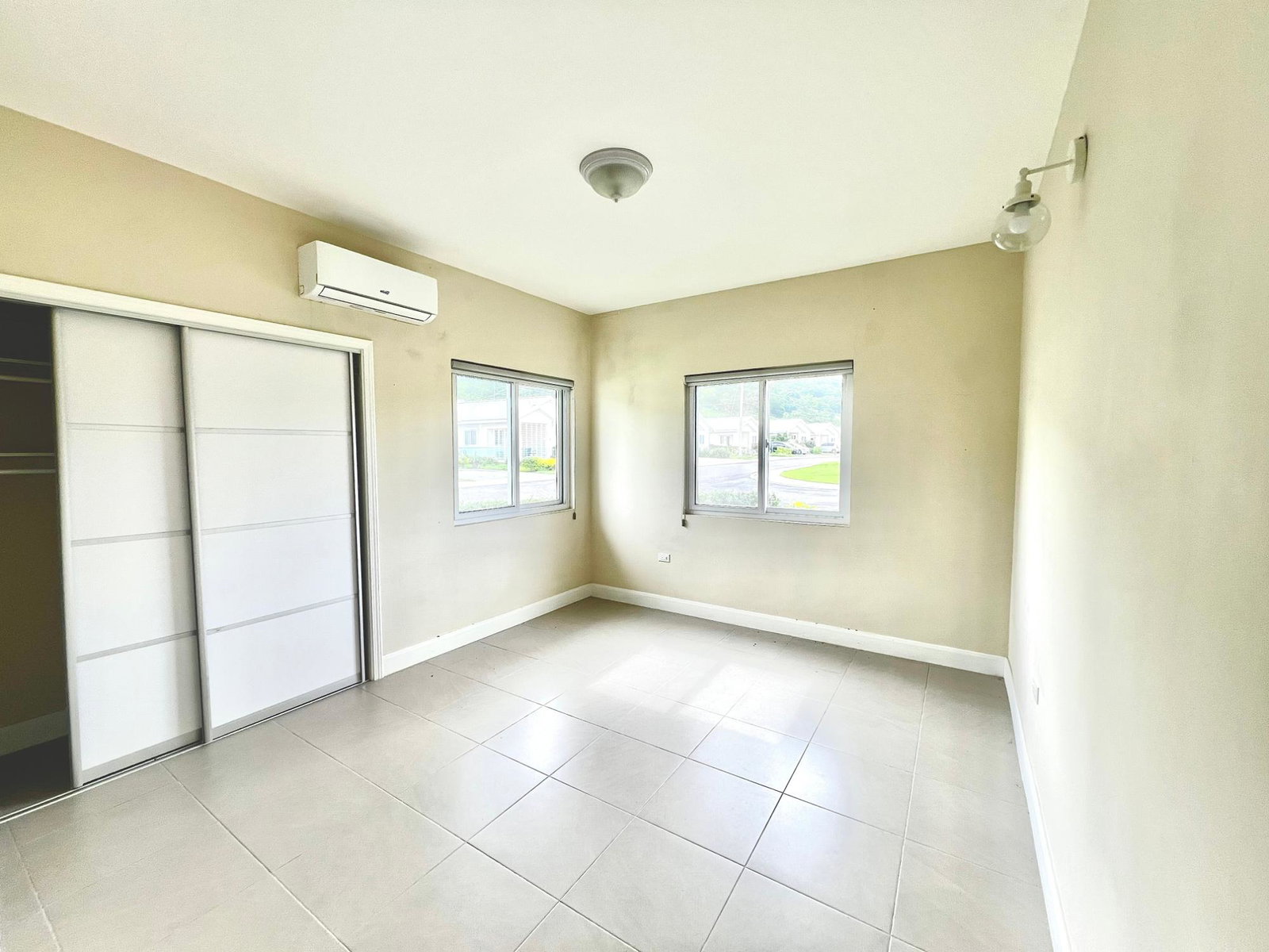 Thirteenth image of 33-103 Seawind, Oceanpointe in Point, Hanover, Jamaica - property is For Sale