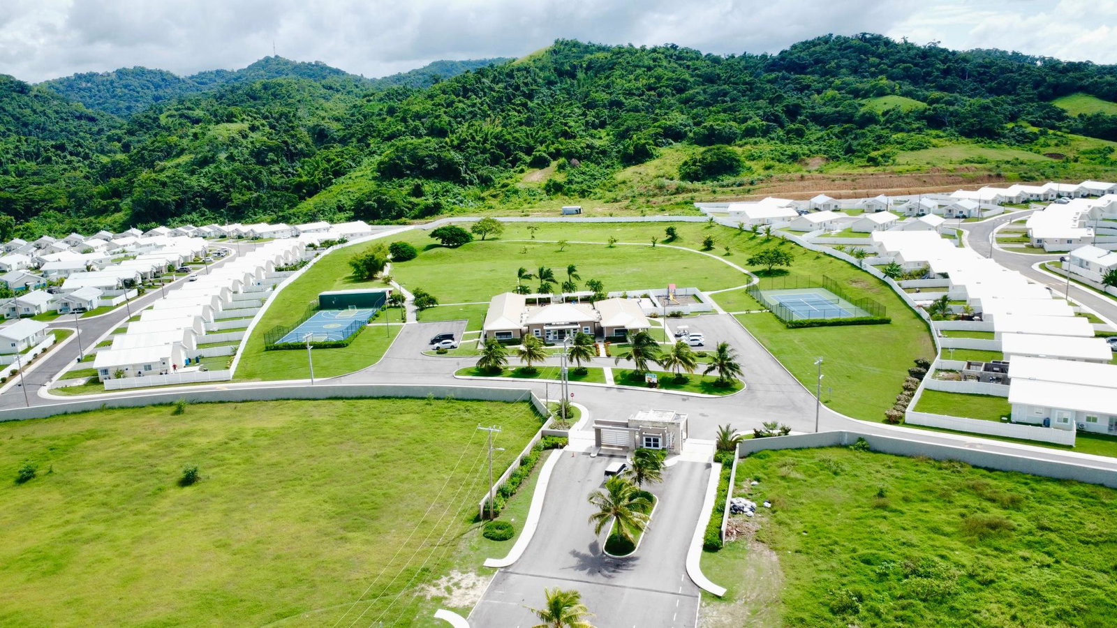 Twenty-First image of 33-103 Seawind, Oceanpointe in Point, Hanover, Jamaica - property is For Sale