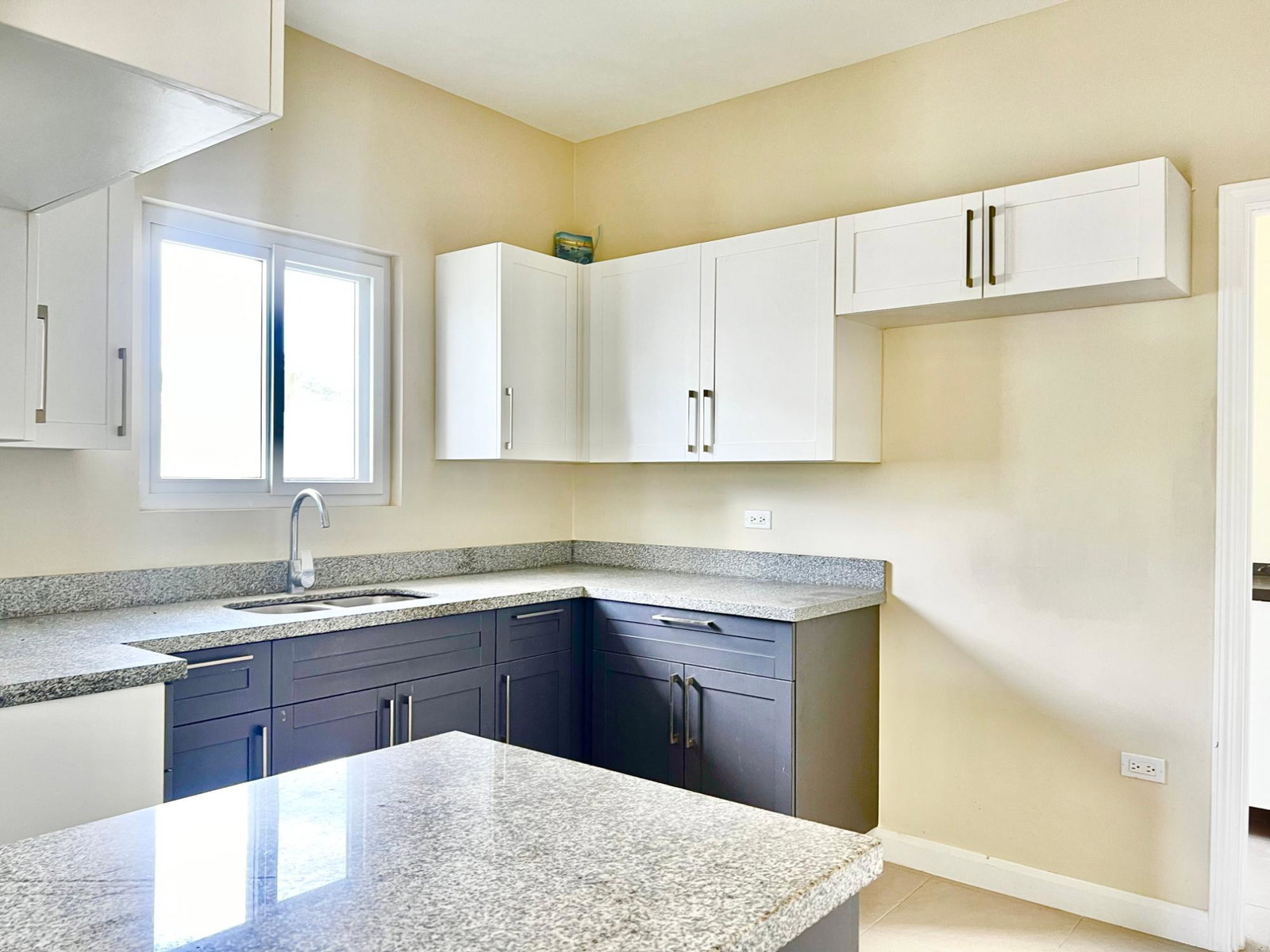 Sixth image of 33-103 Seawind, Oceanpointe in Point, Hanover, Jamaica - property is For Sale