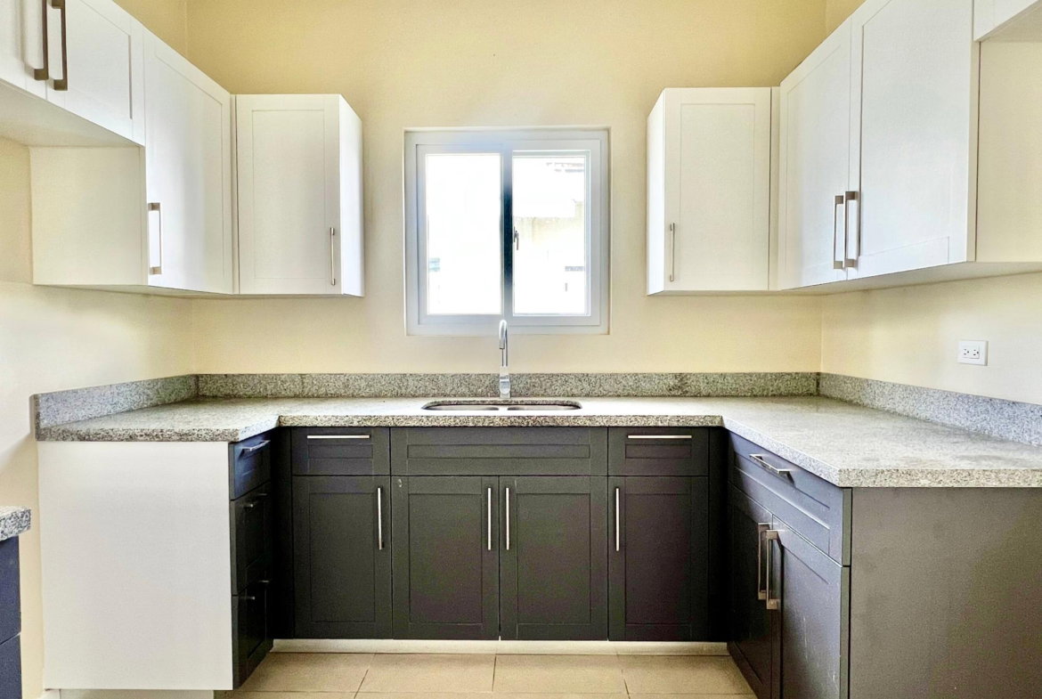 Eighth image of 33-103 Seawind, Oceanpointe in Point, Hanover, Jamaica - property is For Sale